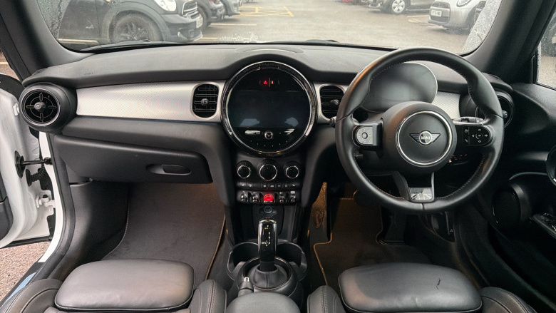 MINI Hatchback 1.5 Cooper Exclusive Premium 3dr Auto Petrol Hatchback